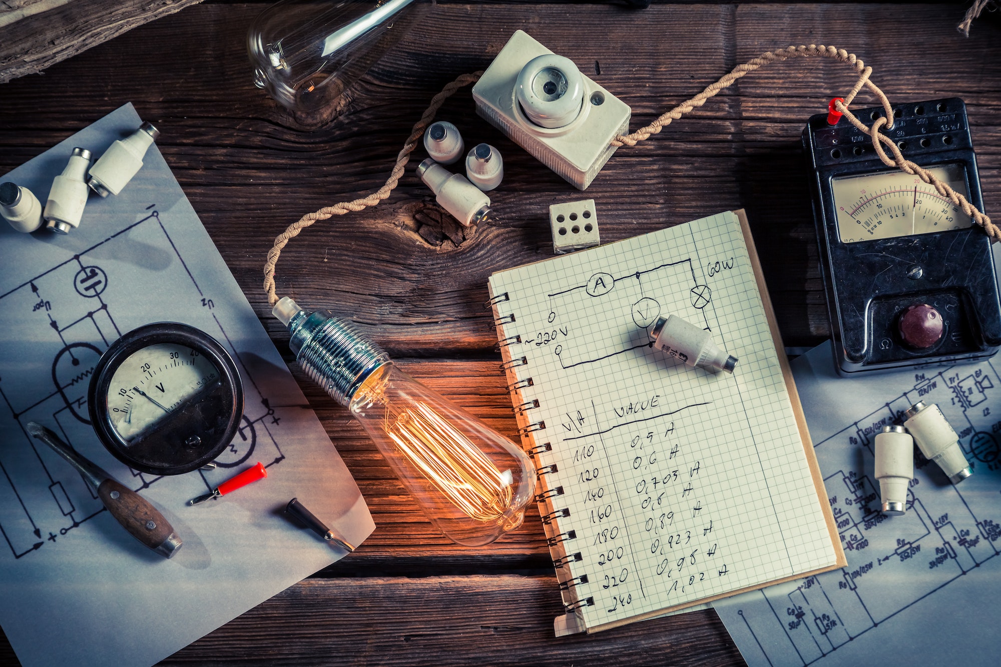 Vinateg physics Laboratory in technical electrical on old wooden table